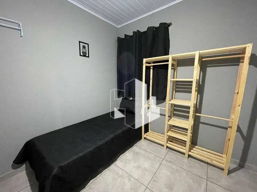 Foto 1 de Kitnet com 1 quarto para alugar, 30m2 em Vila Nova Jaú, Jau - SP