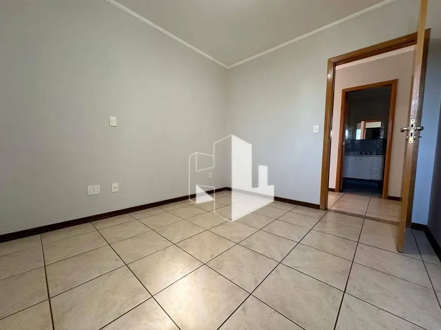 Foto 6 de Apartamento com 2 quartos à venda, 143m2 em Vila Assis, Jau - SP