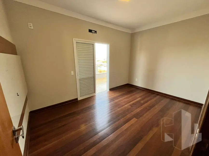 Foto 7 de Casa com 3 quartos à venda e para alugar, 307m2 em Jardim Alvorada II, Jau - SP