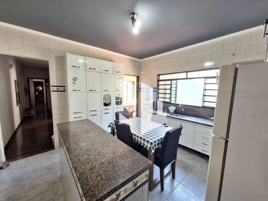 Foto 9 de Casa com 2 quartos à venda, 162m2 em Jardim Nova Jaú, Jau - SP