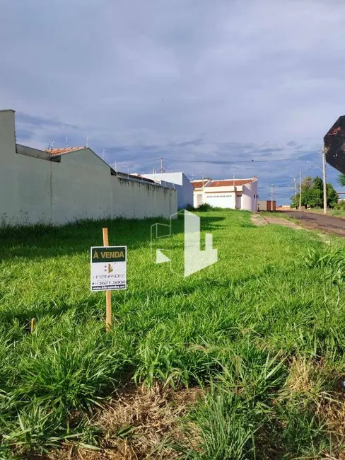 Foto 1 de Terreno / Lote à venda, 185m2 em Jardim Dona Emília, Jau - SP