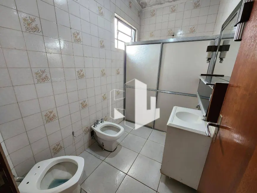 Foto 7 de Casa à venda e para alugar, 480m2 em Vila Industrial, Jau - SP