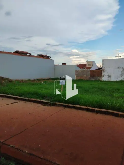 Foto 1 de Terreno / Lote à venda, 150m2 em Jardim Dona Emília, Jau - SP