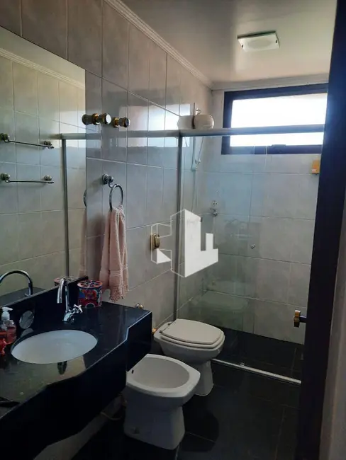 Foto 8 de Apartamento com 3 quartos à venda, 141m2 em Vila Hilst, Jau - SP