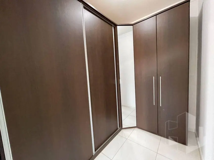 Foto 2 de Casa de Condomínio com 3 quartos à venda e para alugar, 352m2 em Condomínio Flamboyant, Jau - SP
