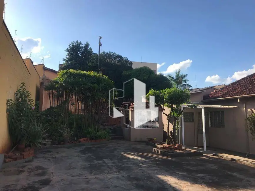 Foto 3 de Casa com 2 quartos à venda, 761m2 em Santo Antônio, Jau - SP