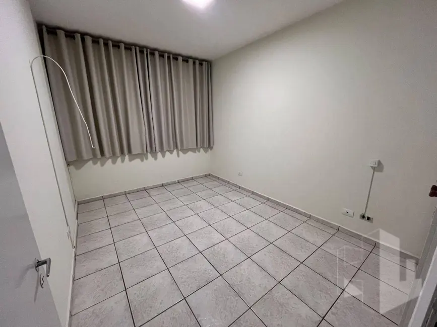 Foto 8 de Apartamento com 3 quartos à venda e para alugar, 100m2 em Centro, Jau - SP