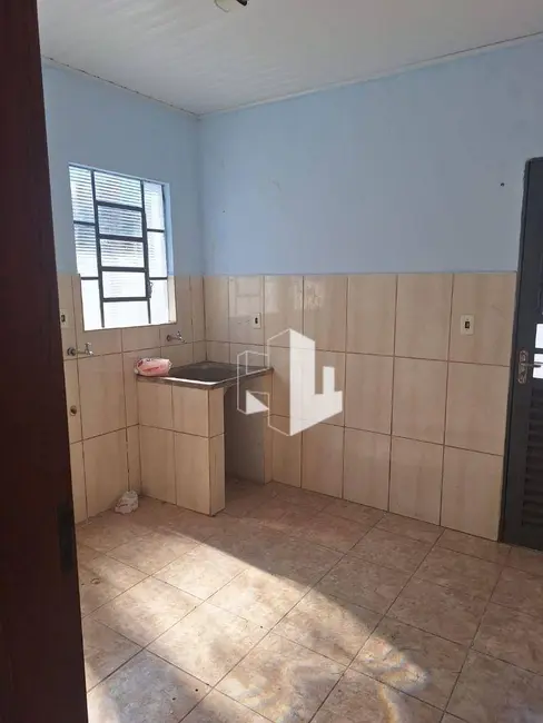 Foto 9 de Casa com 4 quartos à venda, 250m2 em Vila Sampaio Bueno, Jau - SP