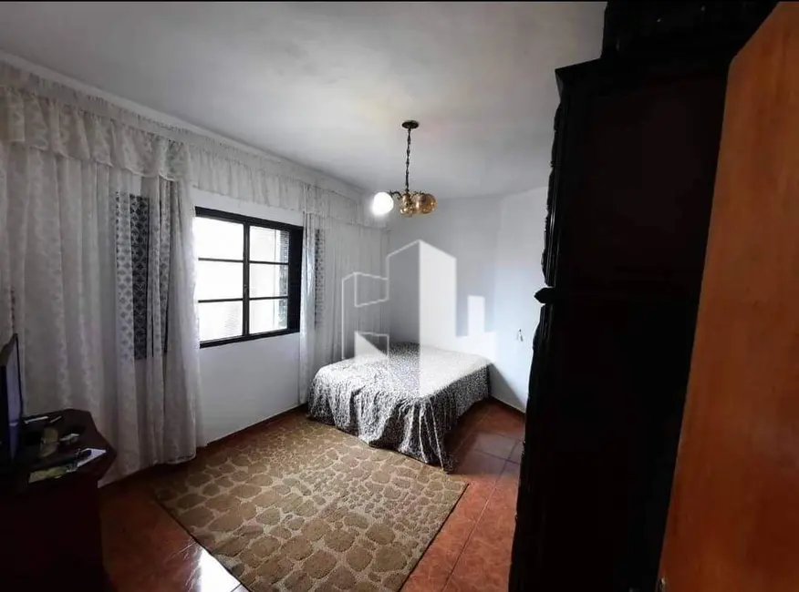 Foto 9 de Casa com 3 quartos à venda, 250m2 em Jardim Parati, Jau - SP