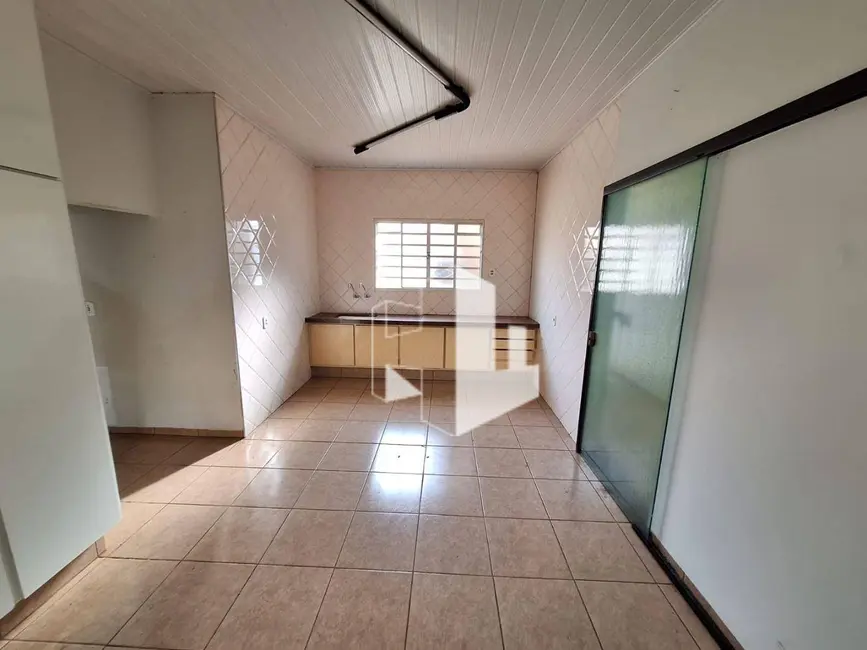 Foto 3 de Casa com 2 quartos à venda, 180m2 em Vila Nova, Jau - SP