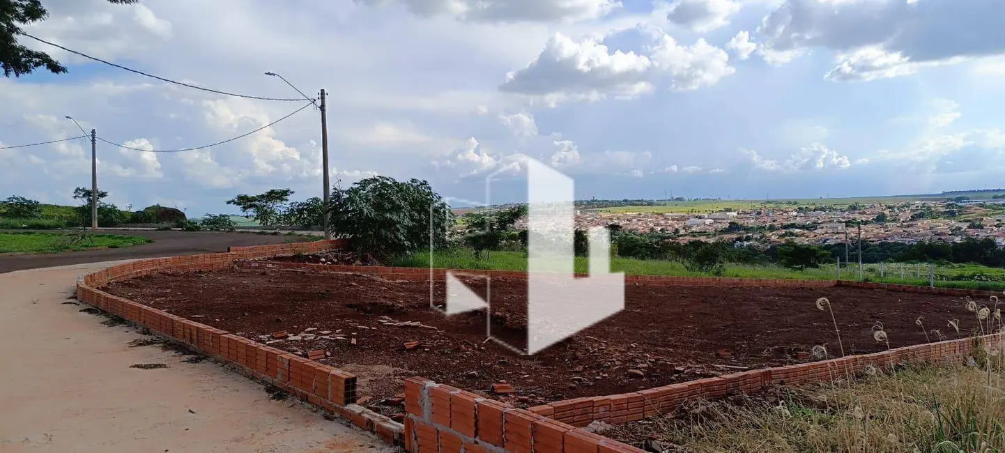 Foto 3 de Terreno / Lote à venda, 600m2 em Jardim América, Jau - SP