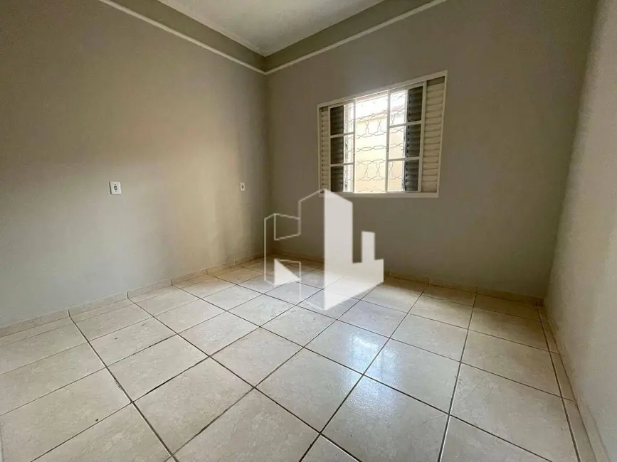 Foto 9 de Casa com 3 quartos para alugar, 250m2 em Centro, Jau - SP