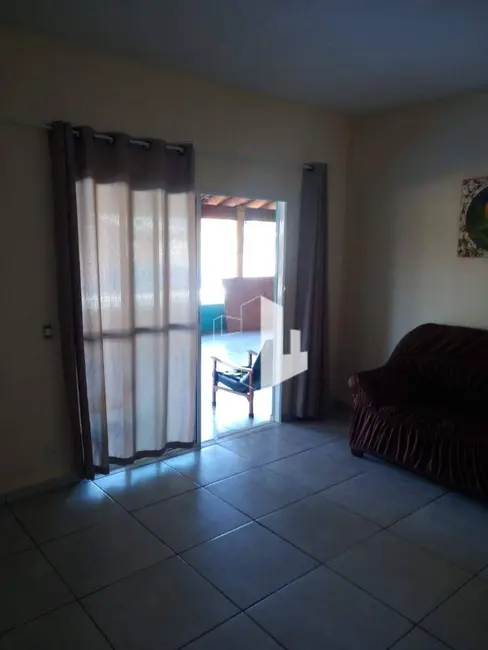 Foto 3 de Chácara com 2 quartos à venda, 750m2 em Centro, Dois Corregos - SP