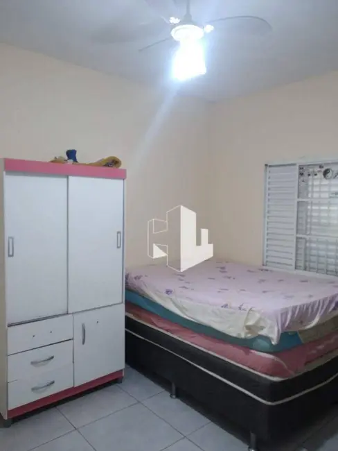 Foto 9 de Chácara com 2 quartos à venda, 750m2 em Centro, Dois Corregos - SP