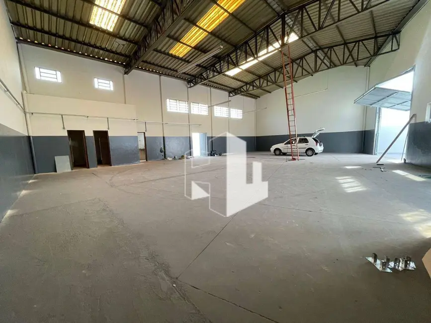 Foto 1 de Armazém / Galpão para alugar, 400m2 em Loteamento Industrial Quinta da Colina, Jau - SP