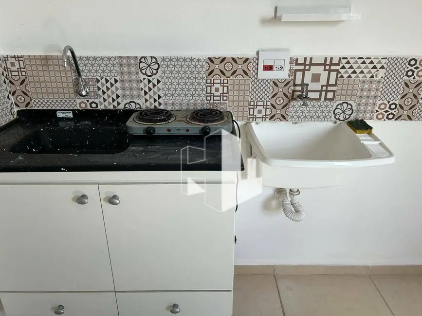 Foto 3 de Kitnet com 1 quarto para alugar, 14m2 em Vila Industrial, Jau - SP