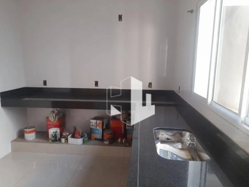 Foto 3 de Casa com 3 quartos à venda, 200m2 em Jardim Novo Horizonte, Jau - SP