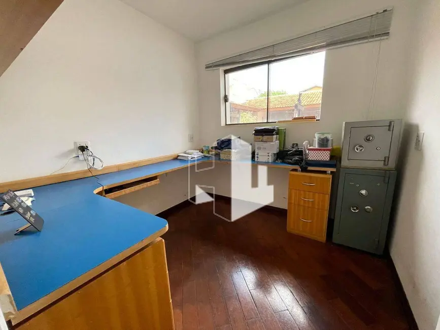 Casa com 3 quartos à venda, 500m2 em Jardim Itamarati, Jau - SP - imagem 3 Foto 3 de Casa com 3 quartos à venda, 500m2 em Jardim Itamarati, Jau - SP