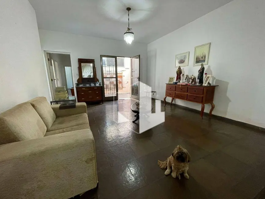 Casa com 3 quartos à venda, 500m2 em Jardim Itamarati, Jau - SP - imagem 5 Foto 5 de Casa com 3 quartos à venda, 500m2 em Jardim Itamarati, Jau - SP