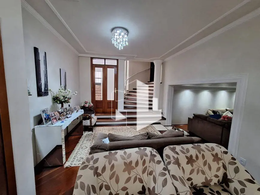 Foto 1 de Casa com 4 quartos à venda, 577m2 em Jardim Alvorada, Jau - SP