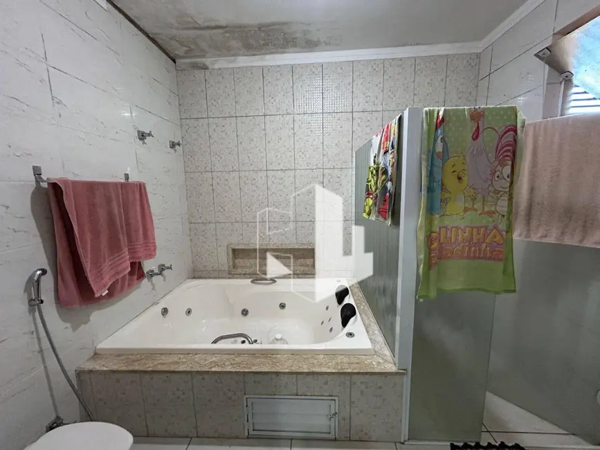 Foto 4 de Casa com 3 quartos à venda, 200m2 em Vila Nova, Jau - SP