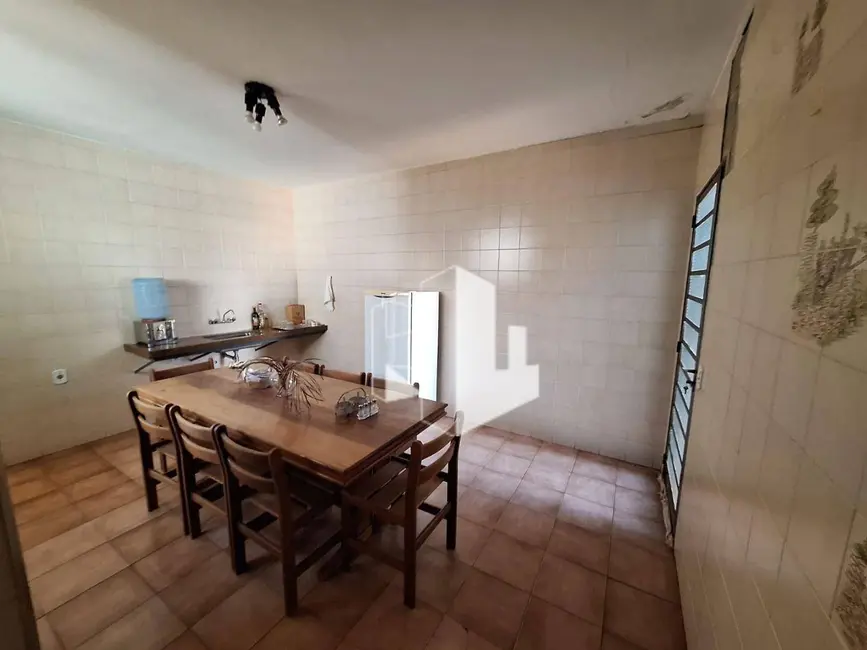 Foto 6 de Casa com 3 quartos à venda, 250m2 em Jardim São Caetano, Jau - SP