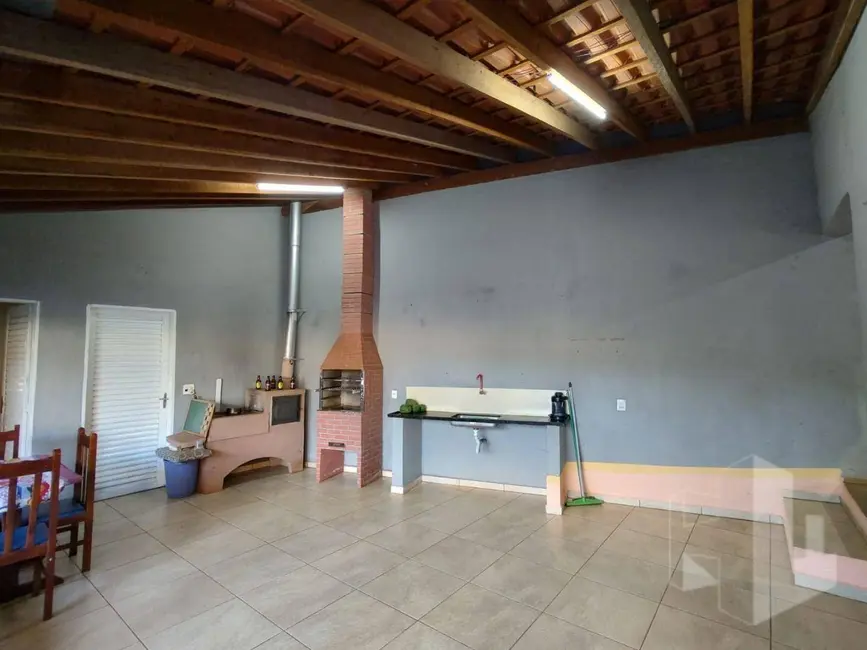 Foto 2 de Chácara com 2 quartos à venda, 500m2 em Jardim Padre Augusto Sani, Jau - SP