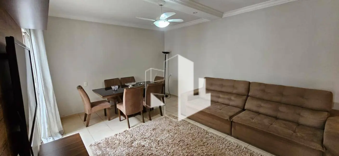 Foto 2 de Casa com 2 quartos à venda, 250m2 em Jardim América, Jau - SP