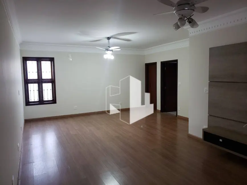 Foto 3 de Casa com 3 quartos à venda e para alugar, 360m2 em Jardim Maria Luiza I, Jau - SP