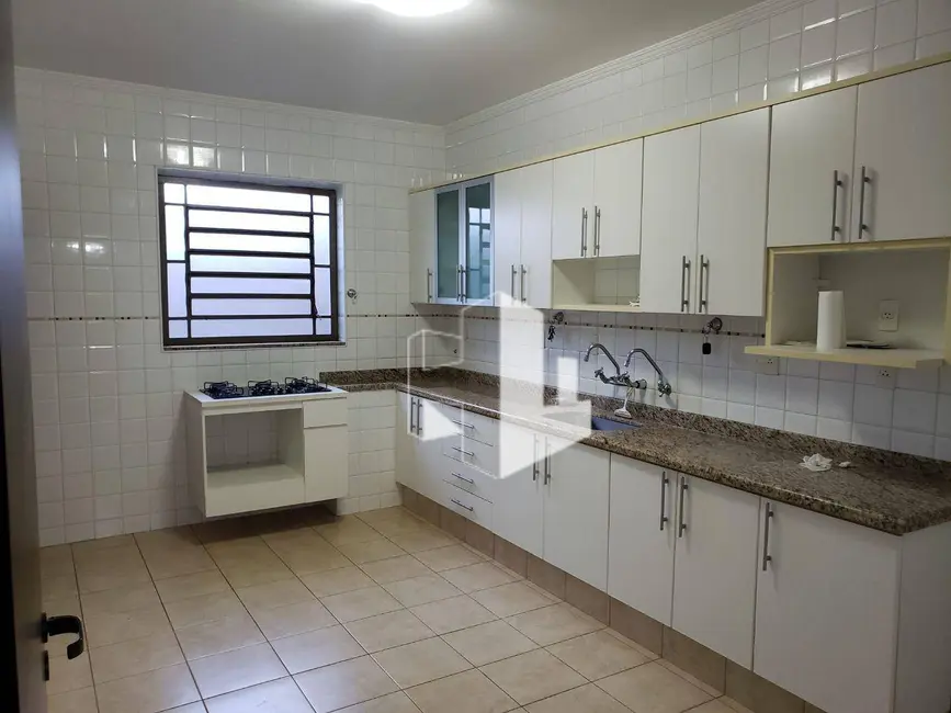 Foto 6 de Casa com 3 quartos à venda e para alugar, 360m2 em Jardim Maria Luiza I, Jau - SP