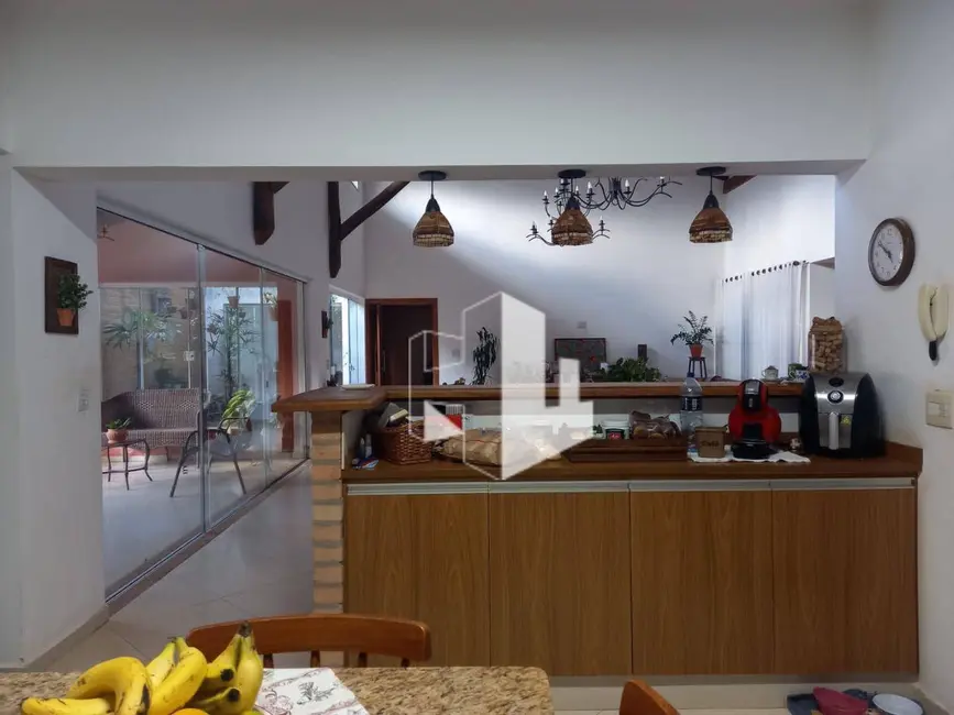 Foto 4 de Casa de Condomínio com 3 quartos à venda, 1000m2 em Jau - SP