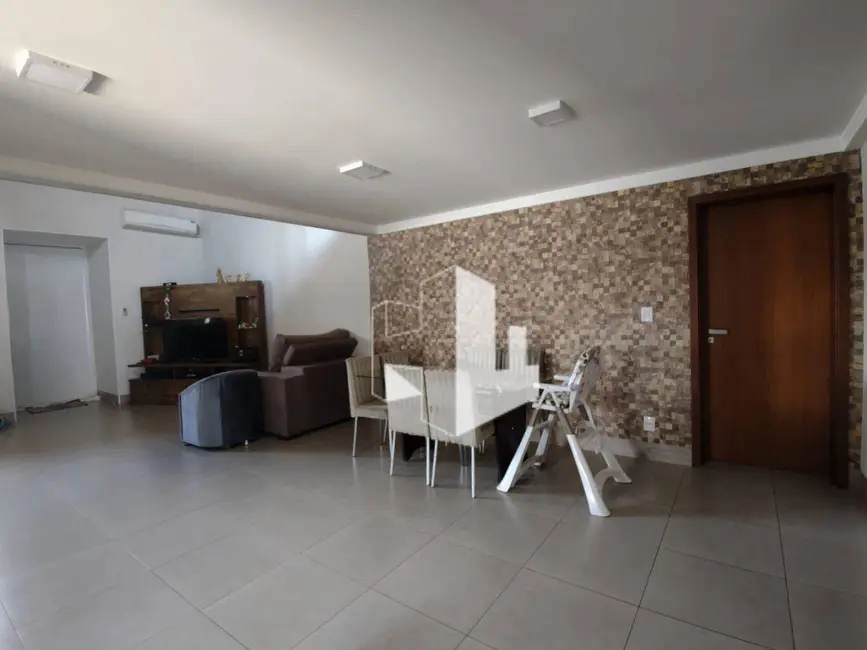 Foto 4 de Casa de Condomínio com 4 quartos à venda e para alugar, 1000m2 em Jau - SP