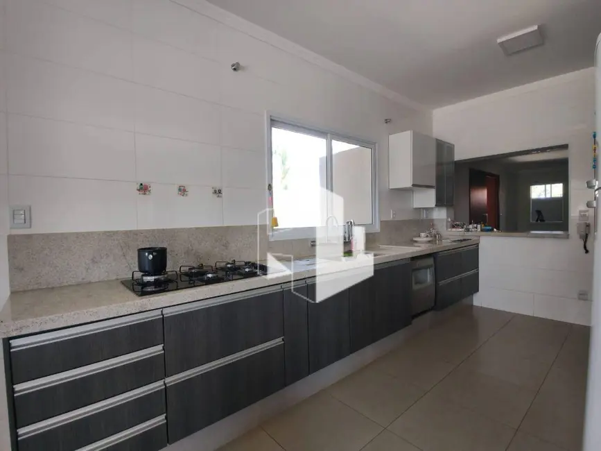 Foto 3 de Casa de Condomínio com 4 quartos à venda e para alugar, 1000m2 em Jau - SP