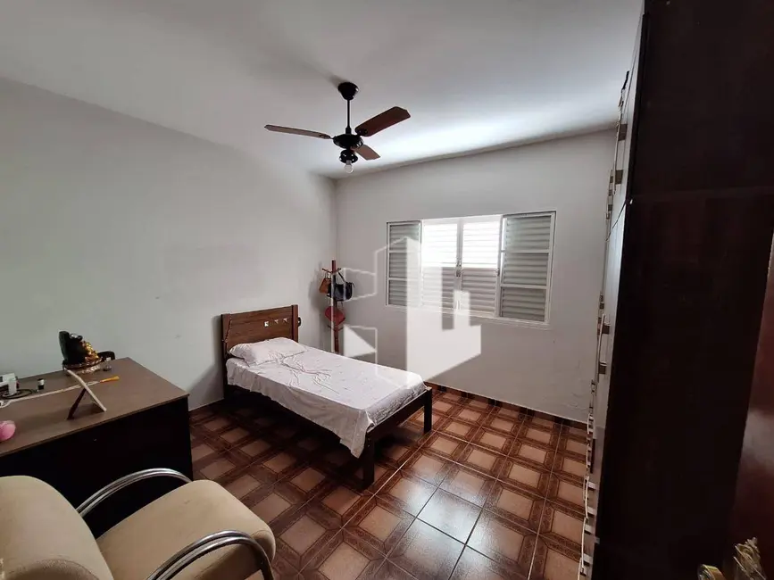 Foto 9 de Casa com 3 quartos à venda, 330m2 em Jardim Maria Luiza II, Jau - SP