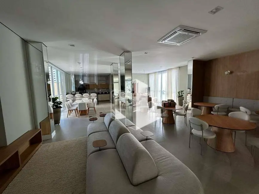 Foto 4 de Apartamento com 3 quartos à venda, 208m2 em Vila Assis, Jau - SP