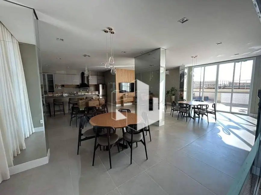 Foto 2 de Apartamento com 3 quartos à venda, 208m2 em Vila Assis, Jau - SP