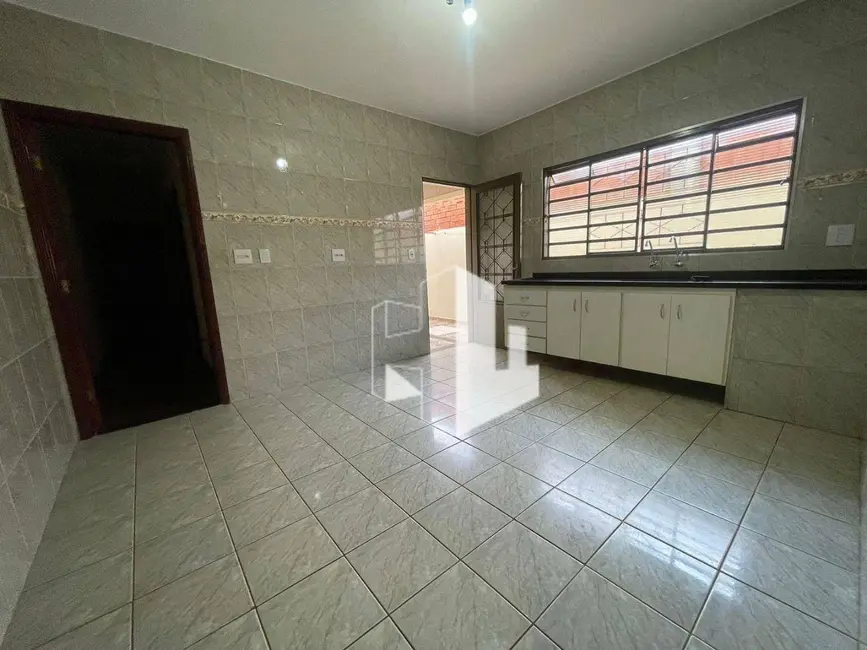 Foto 4 de Casa com 2 quartos à venda, 150m2 em Jardim Sanzovo, Jau - SP