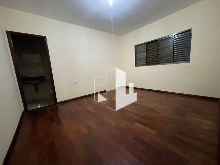 Foto 5 de Casa com 2 quartos à venda, 150m2 em Jardim Sanzovo, Jau - SP