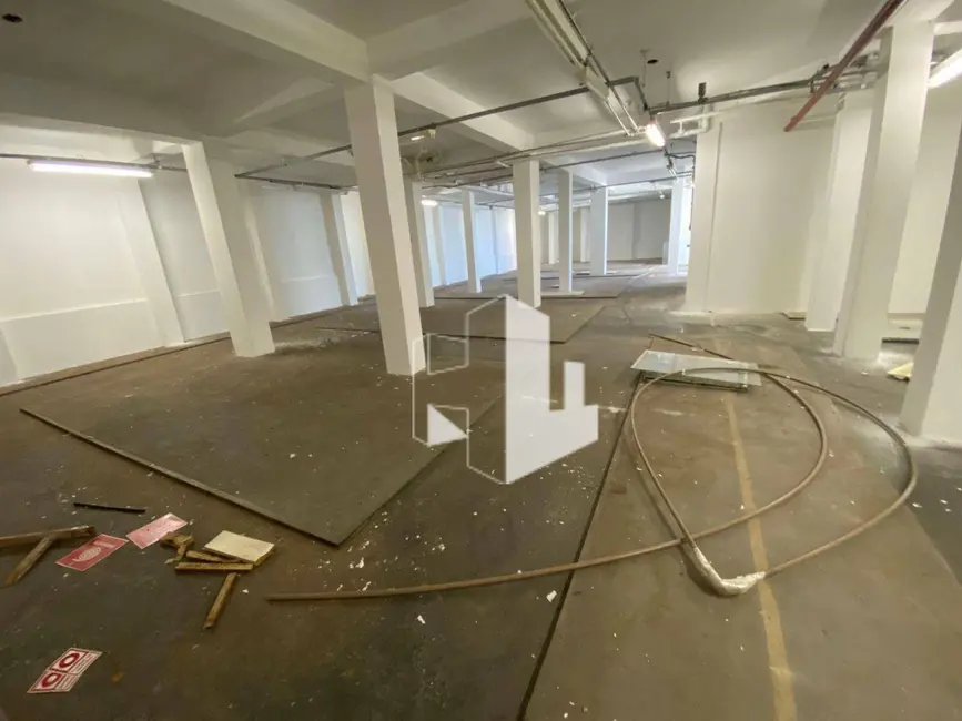 Foto 8 de Sala Comercial para alugar, 980m2 em Centro, Jau - SP