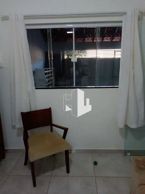 Foto 2 de Casa com 3 quartos à venda, 125m2 em Jardim América, Jau - SP