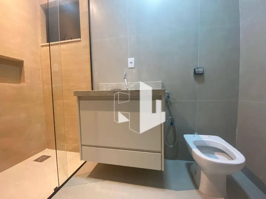 Foto 6 de Casa com 2 quartos à venda, 150m2 em Jardim Dona Emília, Jau - SP