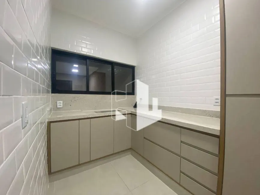 Foto 4 de Casa com 2 quartos à venda, 150m2 em Jardim Dona Emília, Jau - SP