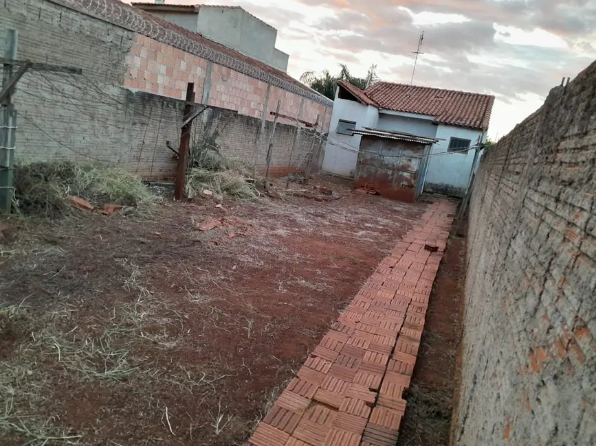 Foto 1 de Terreno / Lote à venda, 178m2 em Vila Nova Brasil, Jau - SP