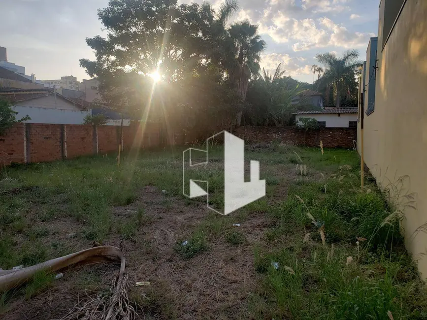 Foto 4 de Terreno / Lote à venda, 453m2 em Centro, Jau - SP