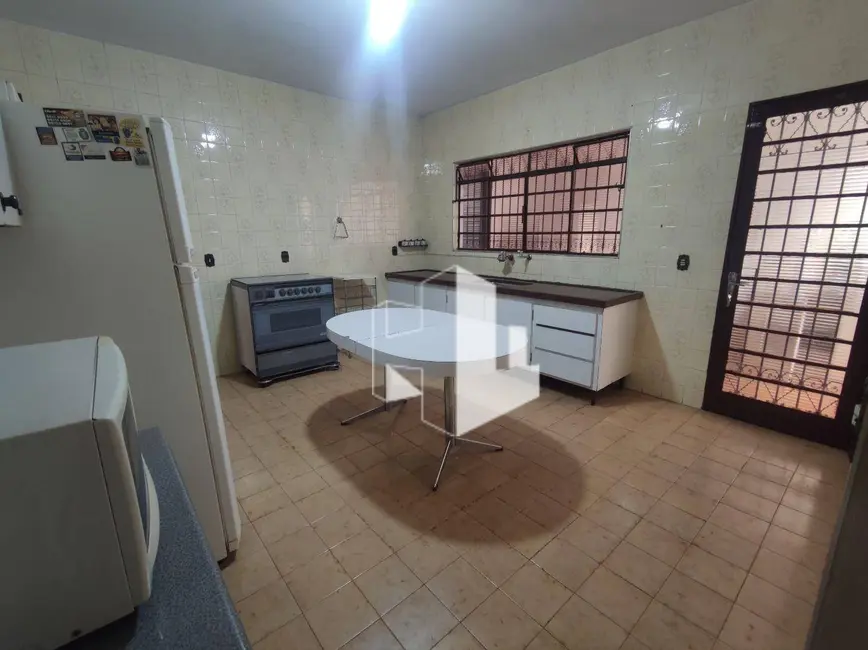 Foto 5 de Casa com 3 quartos à venda, 134m2 em Vila Industrial, Jau - SP