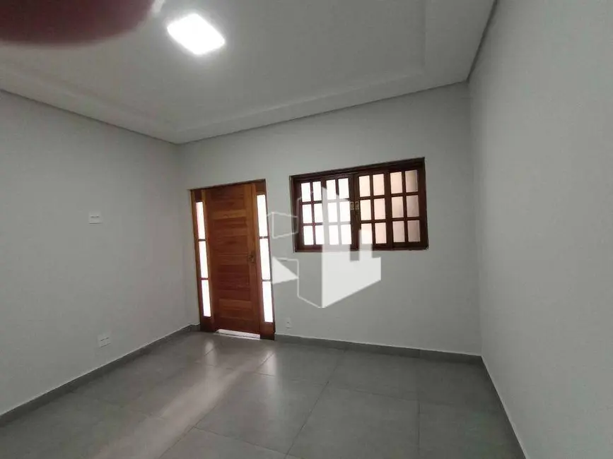 Casa com 2 quartos à venda, 170m2 em Bariri - SP - imagem 4 Foto 4 de Casa com 2 quartos à venda, 170m2 em Bariri - SP