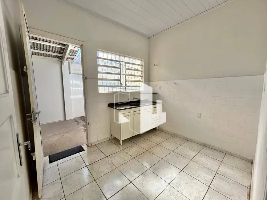 Foto 7 de Casa com 3 quartos para alugar, 180m2 em Chácara Braz Miraglia, Jau - SP