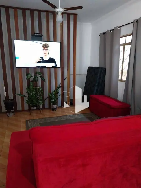 Casa com 3 quartos à venda, 238m2 em Barra Bonita - SP - imagem 1 Foto 1 de Casa com 3 quartos à venda, 238m2 em Barra Bonita - SP