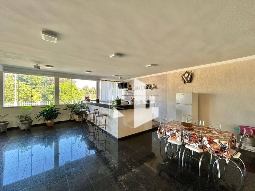 Foto 6 de Casa de Condomínio com 3 quartos à venda e para alugar, 2000m2 em Jau - SP