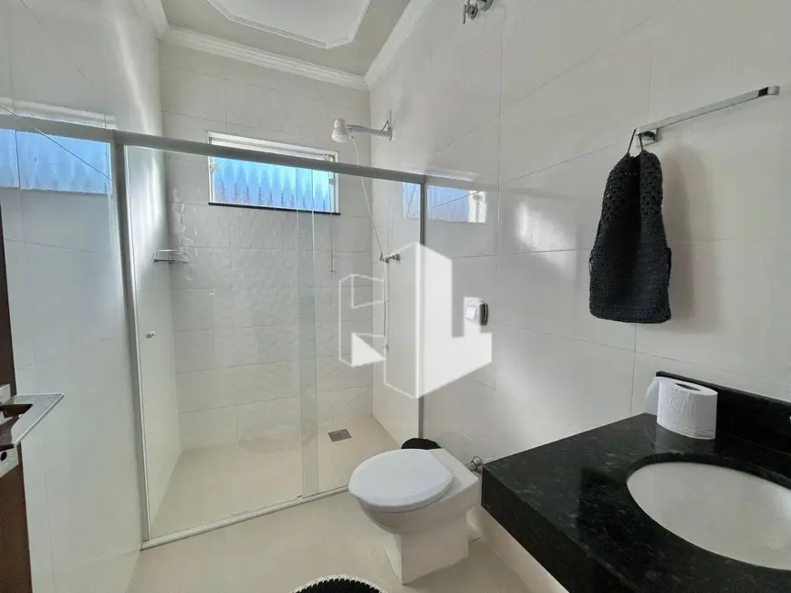 Foto 7 de Casa de Condomínio com 3 quartos à venda e para alugar, 2000m2 em Jau - SP